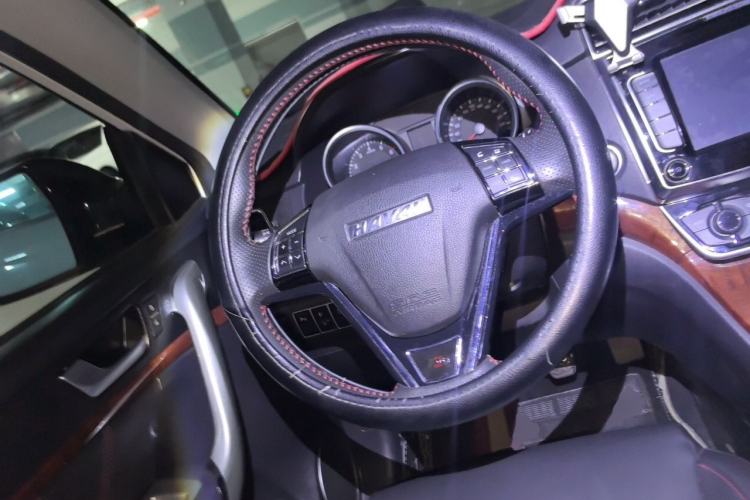 Used Haval H6 2016 Upgraded Model 1.5T Manual Two-Wheel Drive Prestige Version Steering Wheel