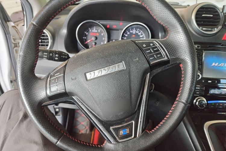 Used Haval H6 2016 Upgraded Model 1.5T Manual Two-Wheel Drive Elite Version Steering Wheel
