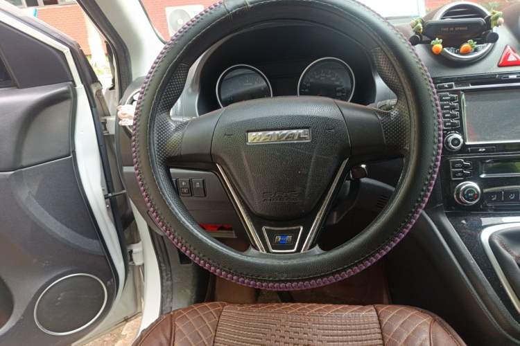 Used Haval H6 2016 Upgraded Model 1.5T Manual Two-Wheel Drive Elite Version Steering Wheel
