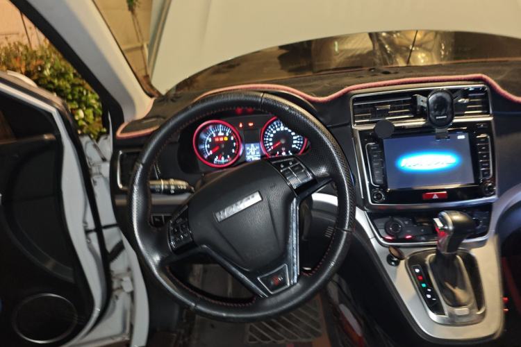 Used Haval H6 2016 Upgraded Model 1.5T Automatic Two-Wheel Drive Prestige Version Steering Wheel