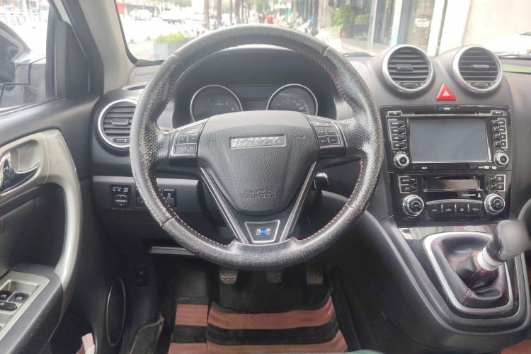 Used Haval H6 2016 Upgraded Model 1.5T Manual Two-Wheel Drive Elite Version Steering Wheel