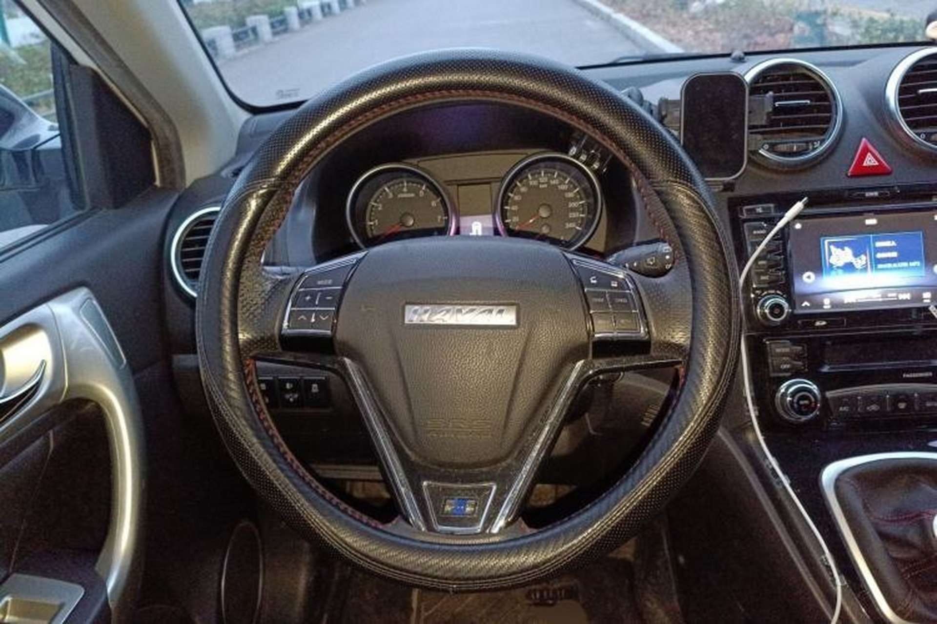 Used Haval H6 2016 Upgraded Model 1.5T Manual Two-Wheel Drive Elite Version Steering Wheel
