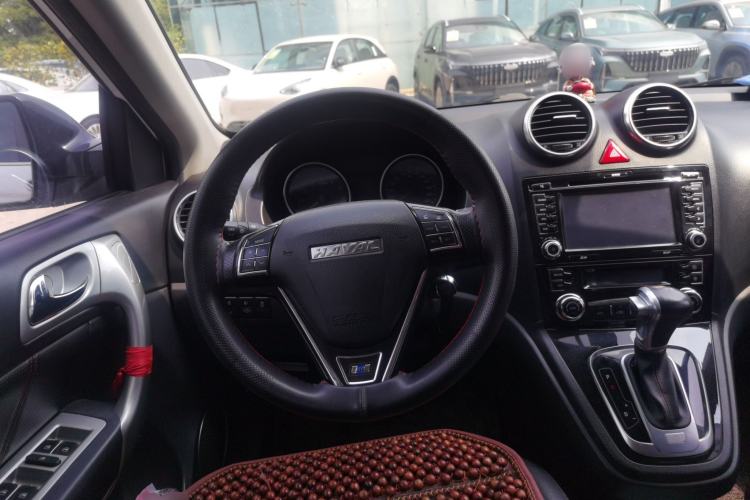 Used Haval H6 2016 Upgraded Model 1.5T Automatic Two-Wheel Drive Elite Version Steering Wheel