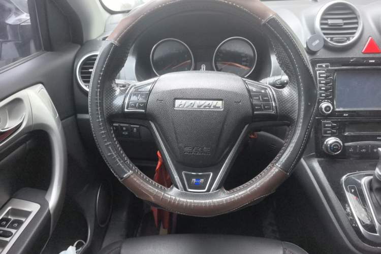 Used Haval H6 2016 Upgraded Model 1.5T Automatic Two-Wheel Drive Elite Version Steering Wheel