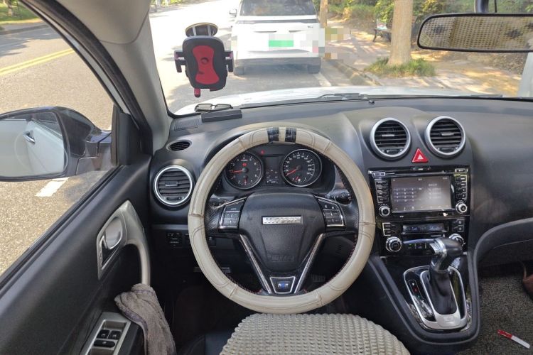 Used Haval H6 2016 Upgraded Model 1.5T Automatic Two-Wheel Drive Elite Version Steering Wheel