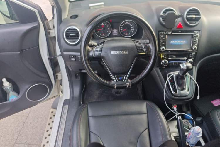 Used Haval H6 2016 Upgraded Model 1.5T Automatic Two-Wheel Drive Elite Version Steering Wheel