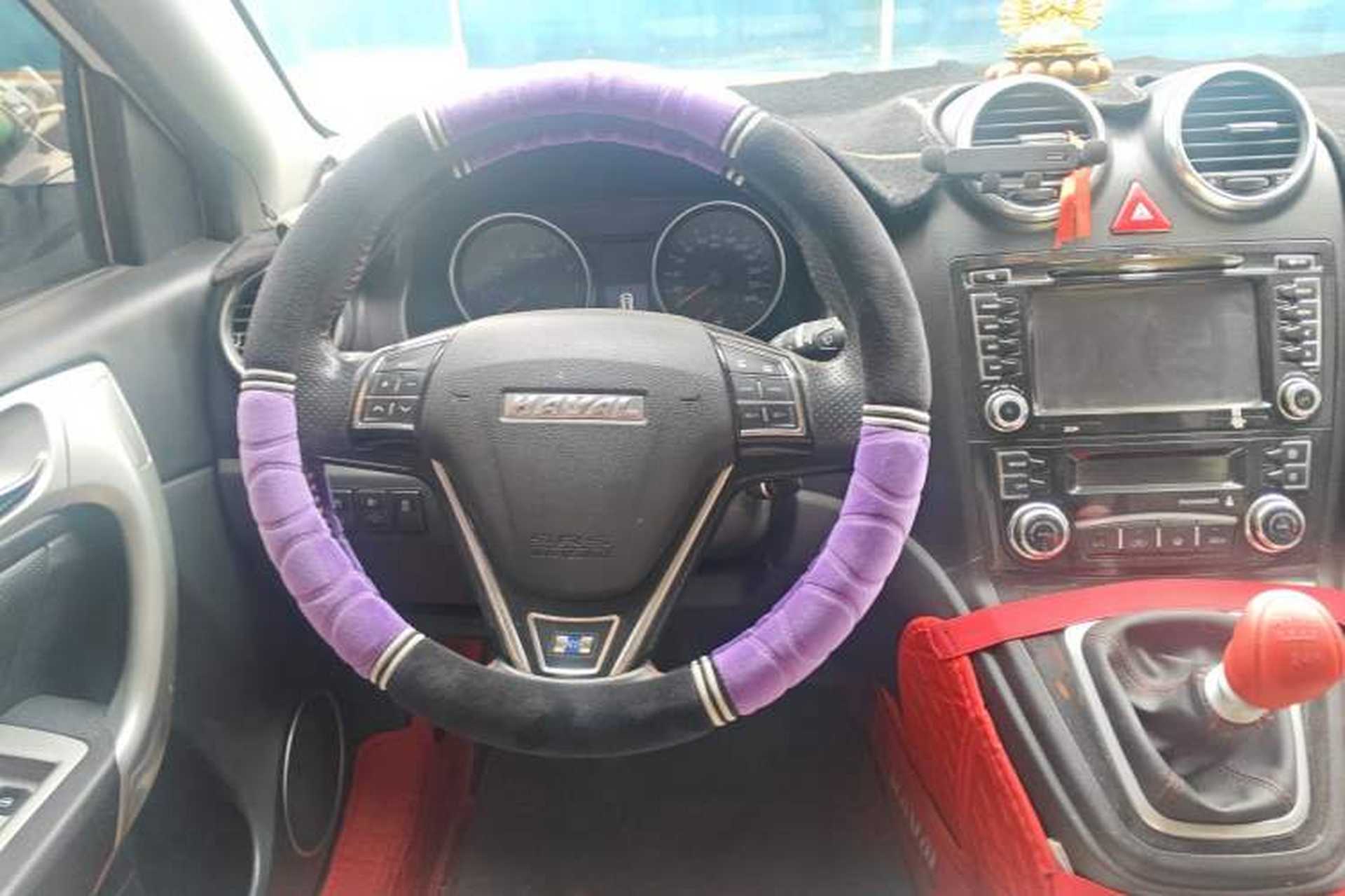 Used Haval H6 2016 Upgraded Model 1.5T Manual Two-Wheel Drive Elite Version Steering Wheel