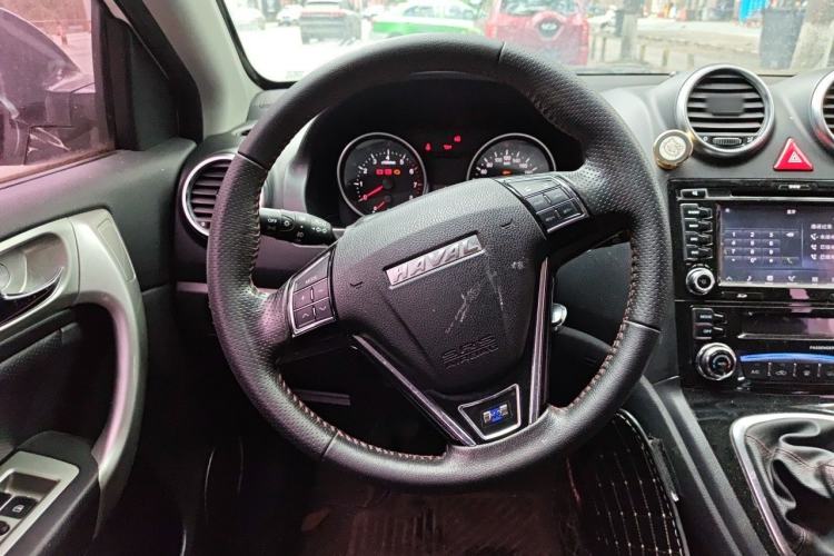 Used Haval H6 2016 Upgraded Model 1.5T Manual Two-Wheel Drive Elite Version Steering Wheel