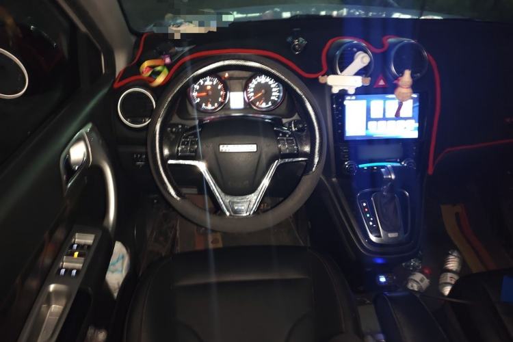 Used Haval H6 2016 Upgraded Model 1.5T Automatic Two-Wheel Drive Elite Version Steering Wheel