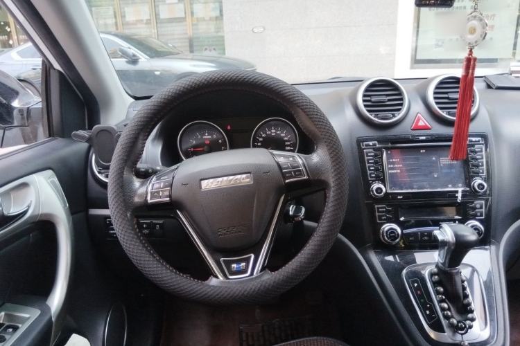 Used Haval H6 2016 Upgraded Model 1.5T Automatic Two-Wheel Drive Prestige Version Steering Wheel