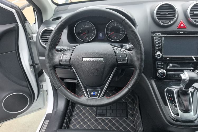Used Haval H6 2016 Upgraded Model 1.5T Automatic Two-Wheel Drive Elite Version Steering Wheel