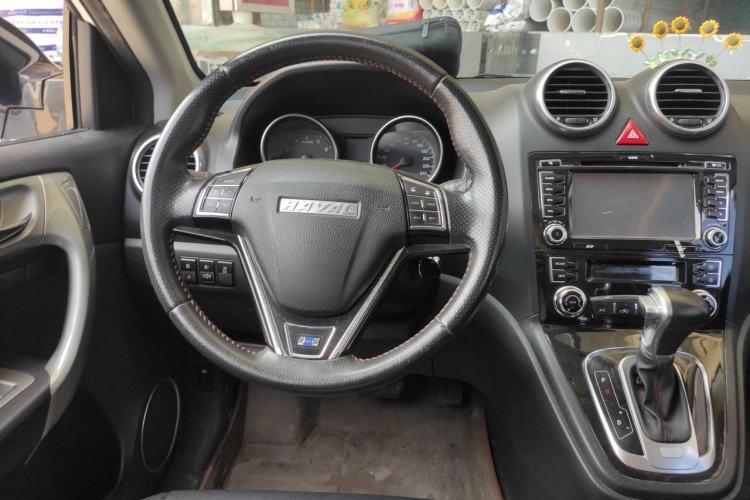 Used Haval H6 2016 Upgraded Model 1.5T Automatic Two-Wheel Drive Elite Version Steering Wheel