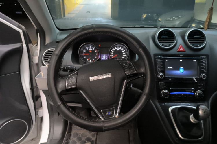 Used Haval H6 2016 Upgraded Model 1.5T Manual Two-Wheel Drive Elite Version Steering Wheel