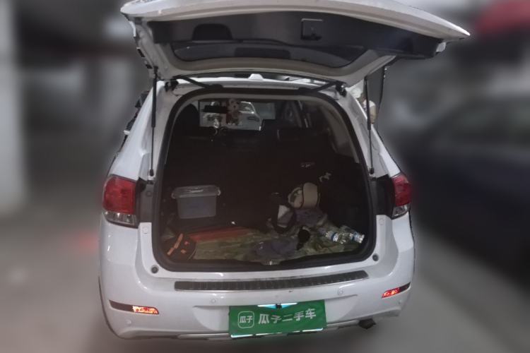 Used Haval H6 2016 Upgraded Model 1.5T Manual Two-Wheel Drive Urban Version Trunk