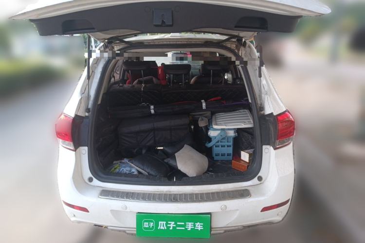 Used Haval H6 2016 Upgraded Model 1.5T Automatic Two-Wheel Drive Elite Version Trunk