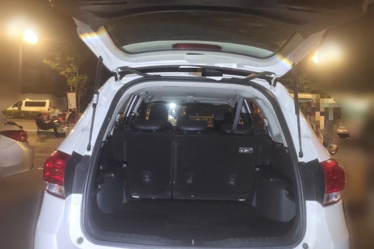 Used Haval H6 2016 Upgraded Model 1.5T Manual Two-Wheel Drive Elite Version Trunk
