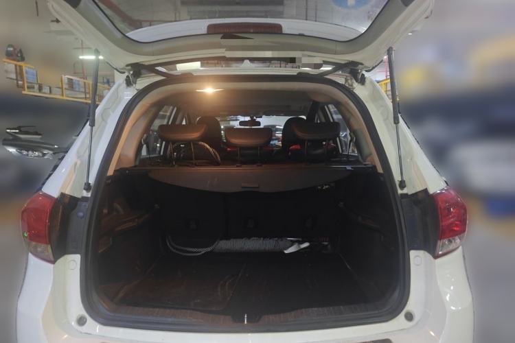 Used Haval H6 2016 Upgraded Model 1.5T Manual Two-Wheel Drive Elite Version Trunk
