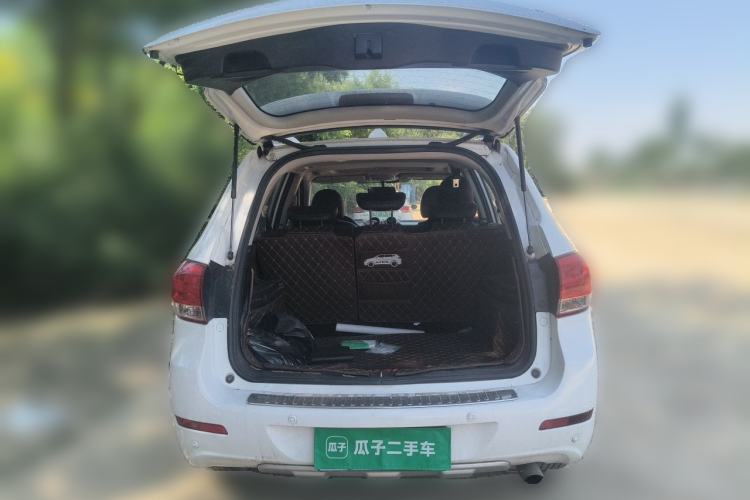 Used Haval H6 2016 Upgraded Model 1.5T Manual Two-Wheel Drive Elite Version Trunk