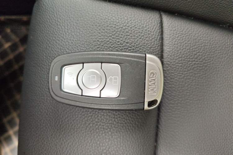 Used Haval H6 2016 Upgraded Model 1.5T Automatic Two-Wheel Drive Elite Version Vehicle Key