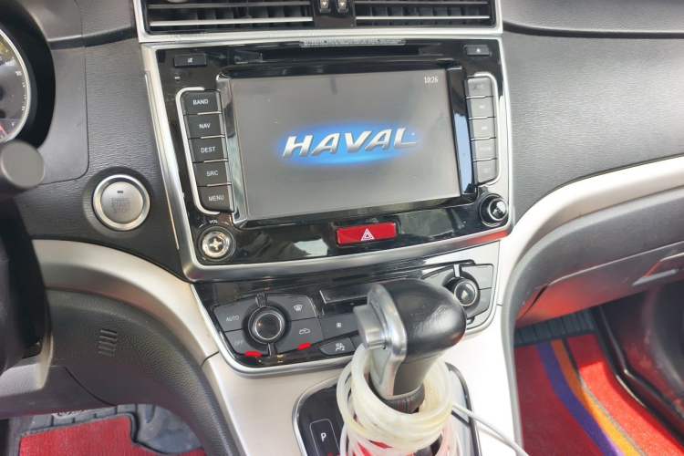 Used Haval H6 2017 Red-Label Sport Edition 1.5T Automatic Two-Wheel Drive Luxury Model Audio And AC Panel