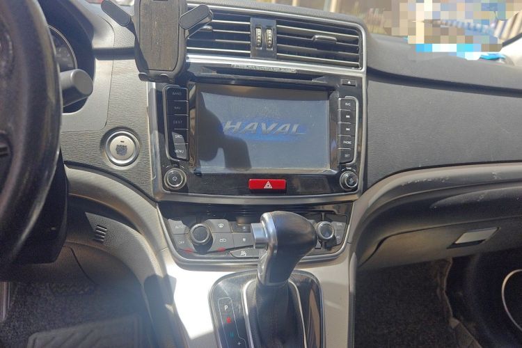 Used Haval H6 2017 Red-Label Sport Edition 1.5T Automatic Two-Wheel Drive Luxury Model Audio And AC Panel
