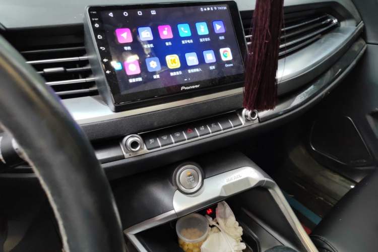 Used Haval H6 2017 Red-Label 1.5T Automatic Two-Wheel Drive Smart Edition Audio And AC Panel
