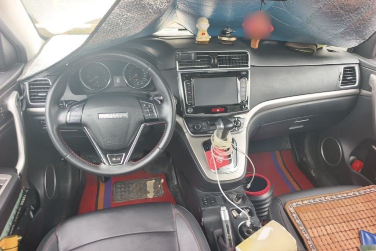 Used Haval H6 2017 Red-Label Sport Edition 1.5T Automatic Two-Wheel Drive Luxury Model Center Console
