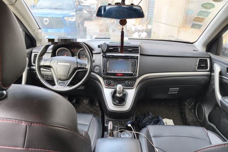 Used Haval H6 2017 Blue Label Sport Edition 1.5T Manual Two-Wheel Drive Elite Model Center Console