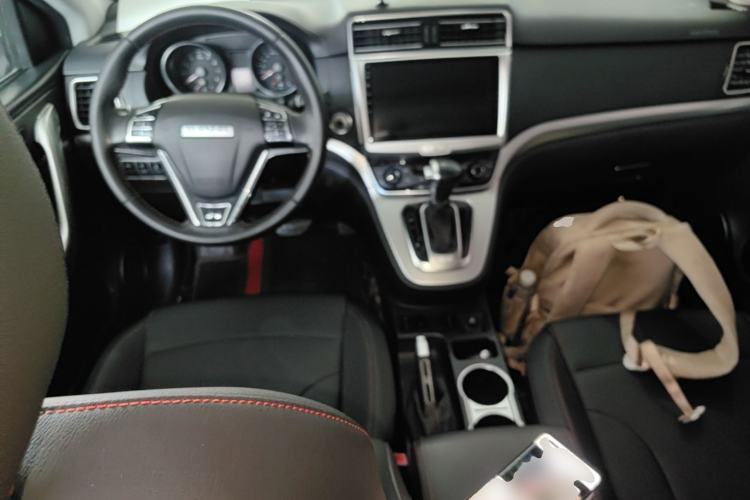 Used Haval H6 2017 Red-Label Sport Edition 1.5T Automatic Two-Wheel Drive Luxury Model Center Console