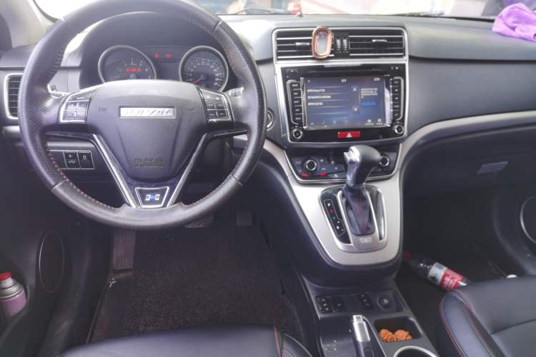 Used Haval H6 2017 Blue Label Sport Edition 1.5T Automatic Two-Wheel Drive Luxury Model Center Console