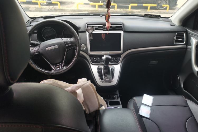 Used Haval H6 2017 Red-Label Sport Edition 1.5T Automatic Two-Wheel Drive Luxury Model Center Console