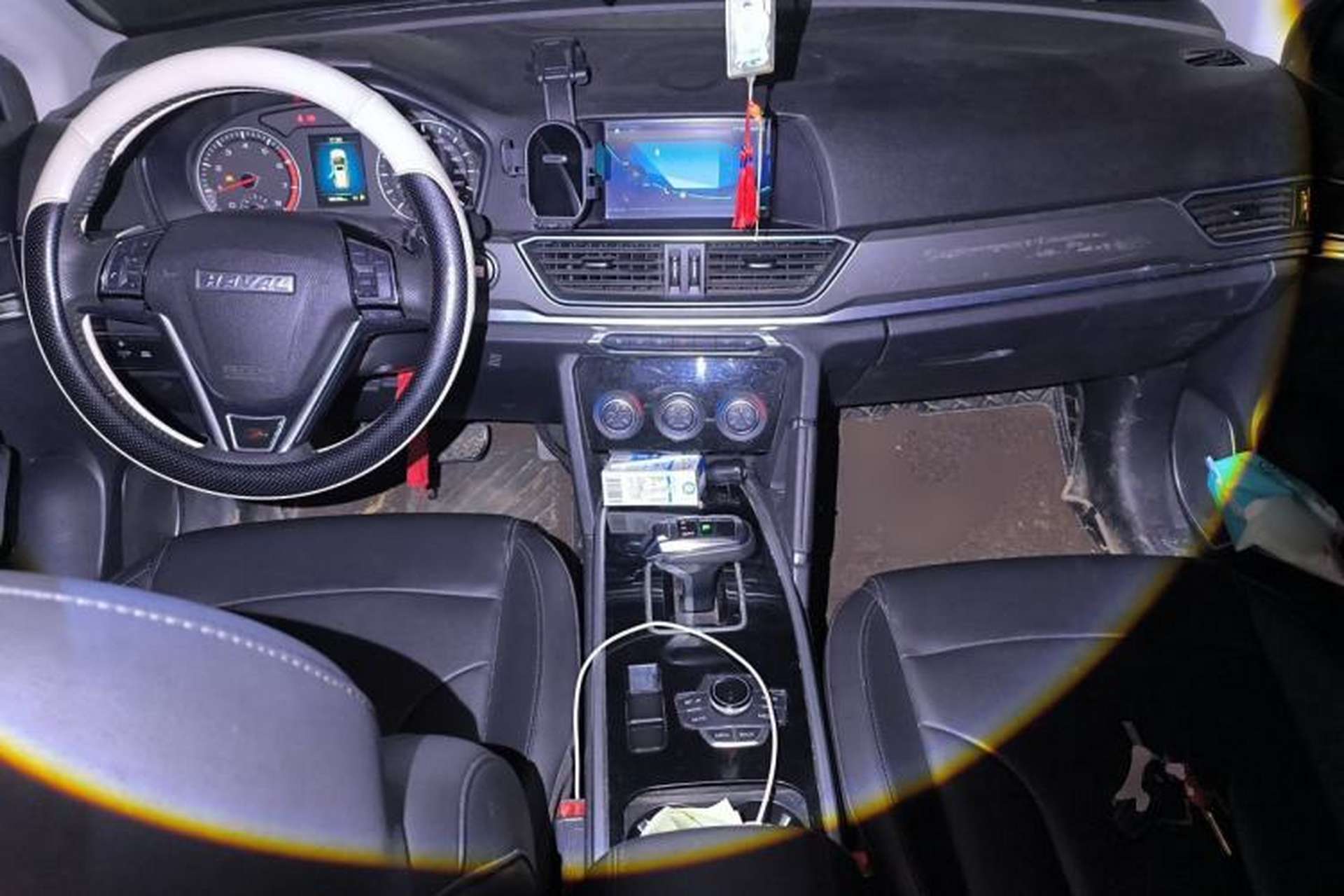 Used Haval H6 2017 Red-Label Sport Edition 1.5T Automatic Two-Wheel Drive Luxury Model Center Console