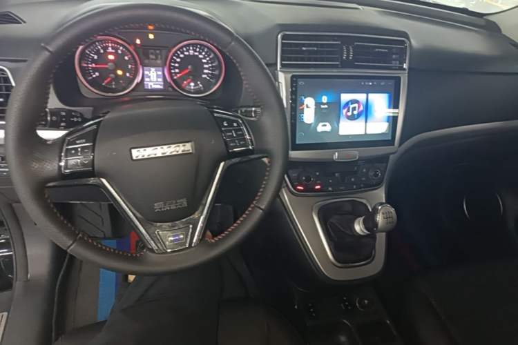 Used Haval H6 2017 Blue Label Sport Edition 1.5T Manual Two-Wheel Drive Elite Model Center Console
