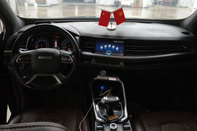 Used Haval H6 2017 Blue Label 2.0T Automatic Two-Wheel Drive Smart Edition Center Console