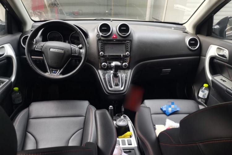 Used Haval H6 2017 Classic Edition 1.5T Automatic Two-Wheel Drive Elite Model Center Console
