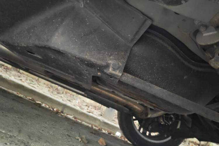 Used Haval H6 2017 Red-Label 1.3T Automatic Two-Wheel Drive ZhiShang Model Chassis Front Right