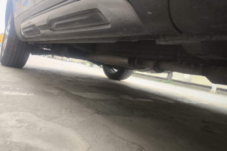 Used Haval H6 2017 Red Label 2.0T Automatic Two-Wheel Drive ZhiShang Model Chassis Front Right