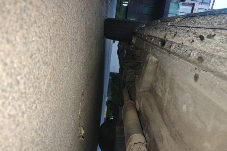 Used Haval H6 2017 Red Label 2.0T Automatic Two-Wheel Drive ZhiShang Model Chassis Front Right