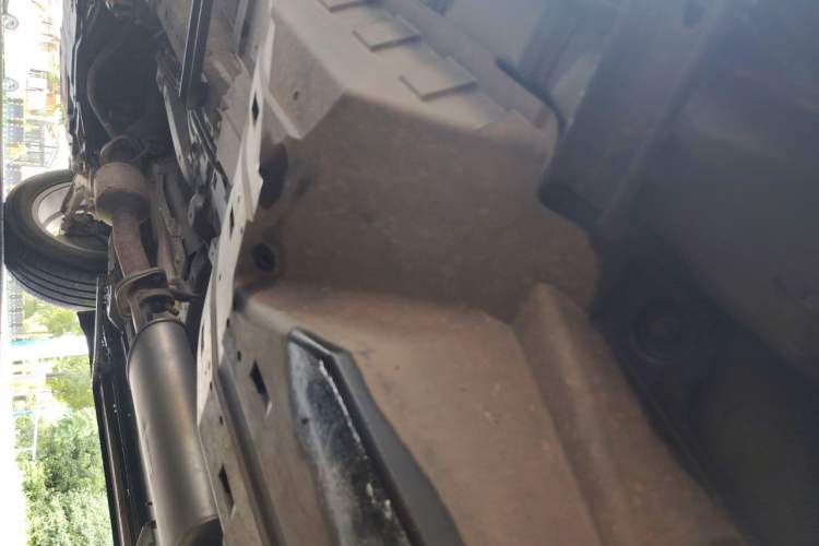 Used Haval H6 2017 Red Label 2.0T Automatic Two-Wheel Drive ZhiShang Model Chassis Rear Left