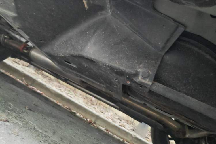 Used Haval H6 2017 Red-Label 1.3T Automatic Two-Wheel Drive ZhiShang Model Chassis Rear Right