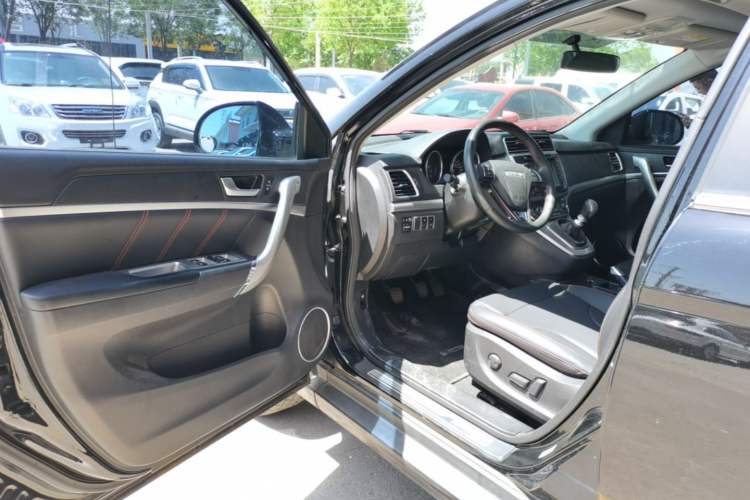 Used Haval H6 2017 Blue Label Sport Edition 1.5T Manual Two-Wheel Drive Elite Model Driver Seat