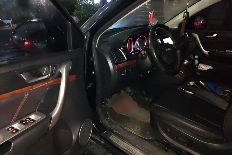 Used Haval H6 2017 Red-Label Sport Edition 1.5T Manual Two-Wheel Drive Elite Model Driver Seat