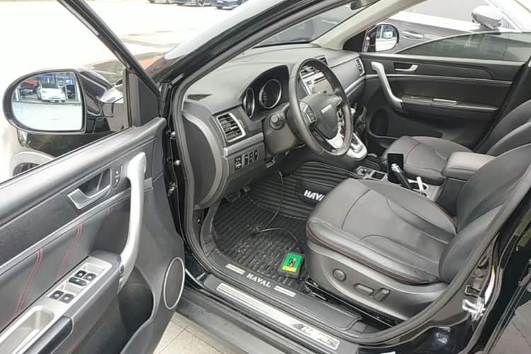 Used Haval H6 2017 Red-Label Sport Edition 1.5T Automatic Two-Wheel Drive Luxury Model Driver Seat