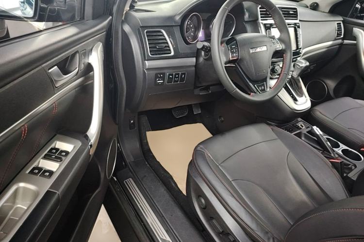 Used Haval H6 2017 Red-Label Sport Edition 1.5T Automatic Two-Wheel Drive Luxury Model Driver Seat