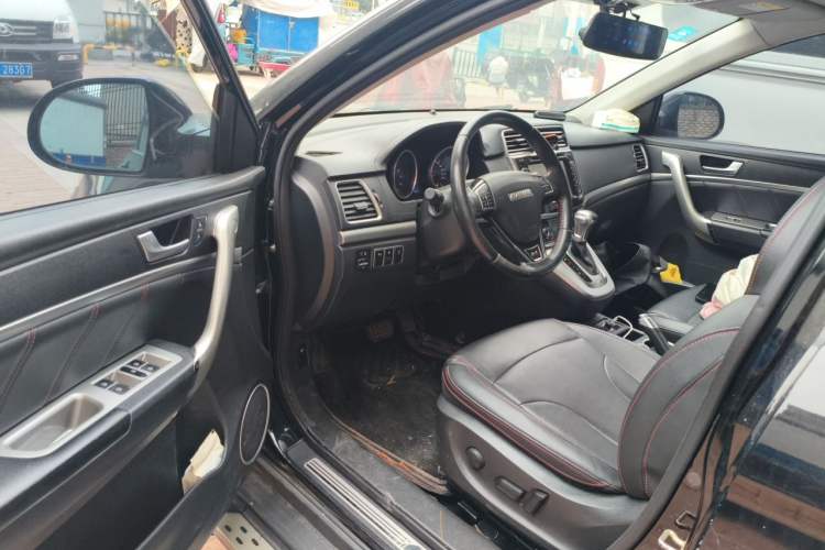 Used Haval H6 2017 Red-Label Sport Edition 1.5T Automatic Two-Wheel Drive Luxury Model Driver Seat