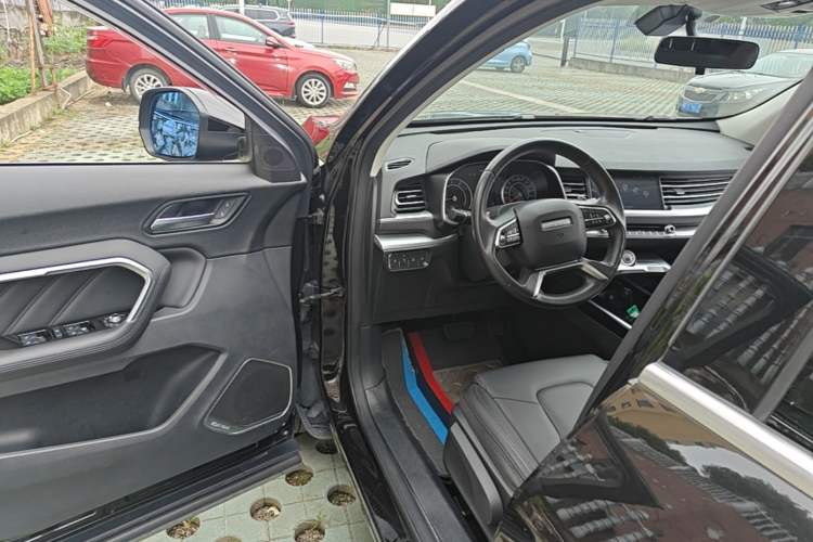 Used Haval H6 2017 Blue Label 1.3T Automatic Two-Wheel Drive Luxury Model Driver Seat
