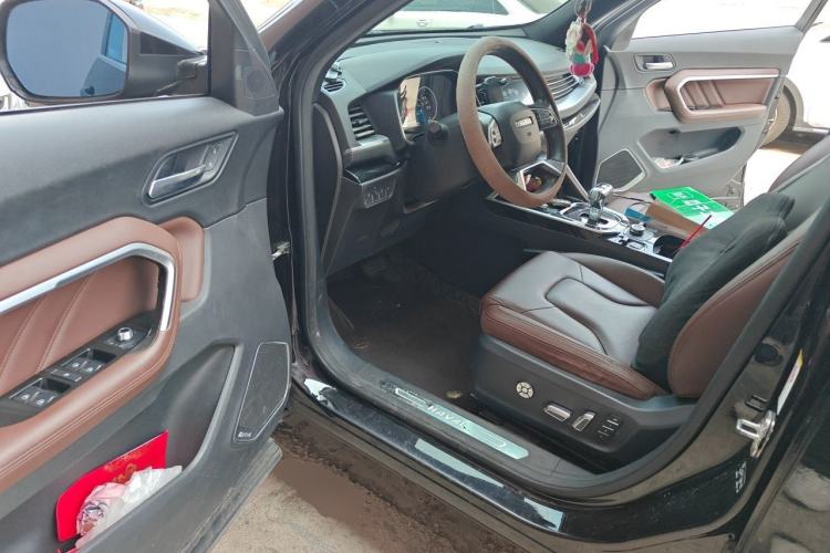 Used Haval H6 2017 Blue Label 2.0T Automatic Two-Wheel Drive Leading Model Driver Seat