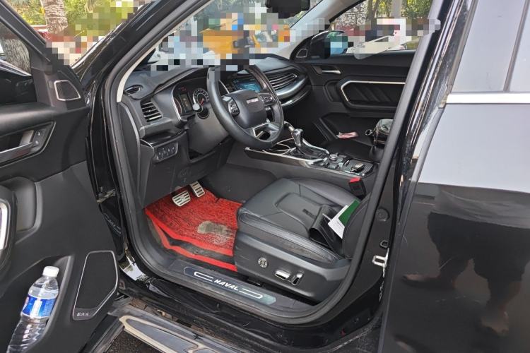 Used Haval H6 2017 Blue Label 1.5T Automatic Two-Wheel Drive ZhiShang Model Driver Seat