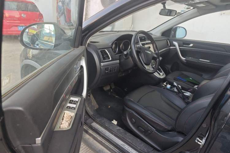 Used Haval H6 2017 Red-Label Sport Edition 1.5T Automatic Two-Wheel Drive Luxury Model Driver Seat