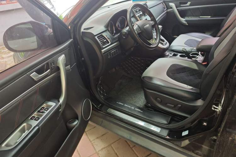Used Haval H6 2017 Red-Label Sport Edition 1.5T Automatic Two-Wheel Drive Luxury Model Driver Seat